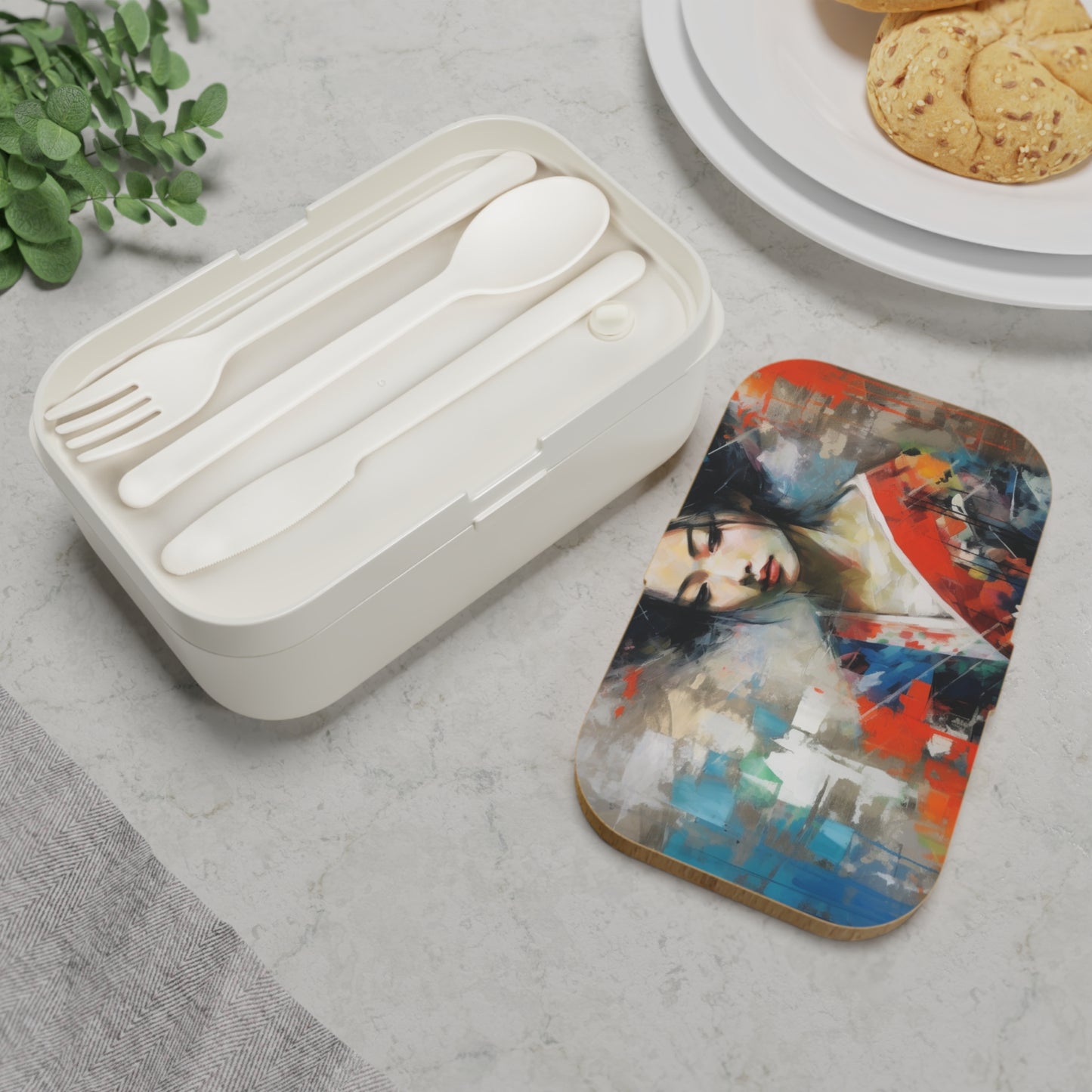 Bento Box with Geisha Art: Japanese Artistic Flair