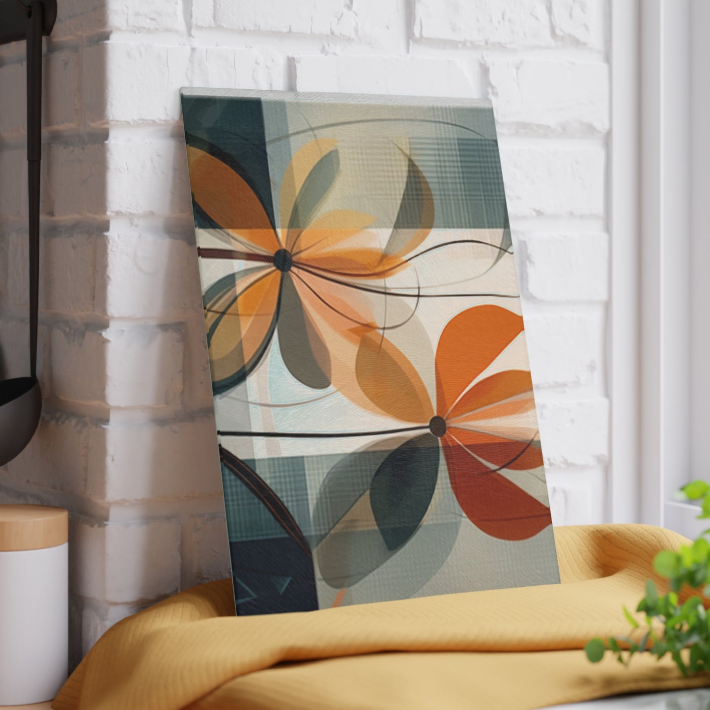 Botanical Chic: Flower Drawings and Minimalist Glass Cutting Board Design with Midcentury Flair