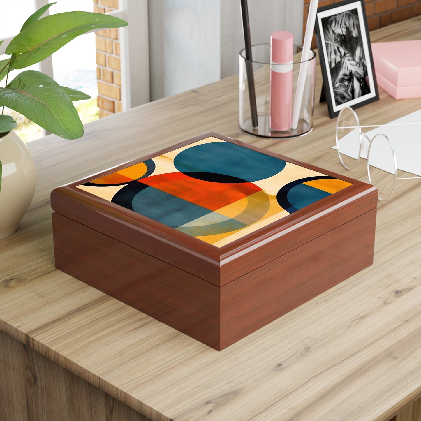 Geometric Abstraction Extravaganza:Jewelry Box for Art Enthusiasts