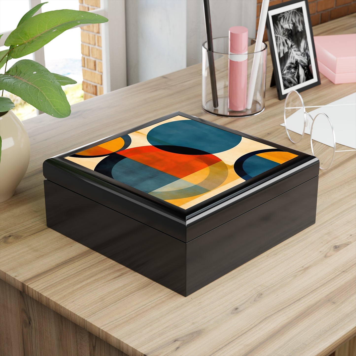 Geometric Abstraction Extravaganza:Jewelry Box for Art Enthusiasts