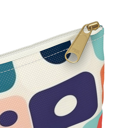 Retro Chic: Atomic Age-Inspired Accessory Pouch with Midcentury Modern Design and 1960s Fashion