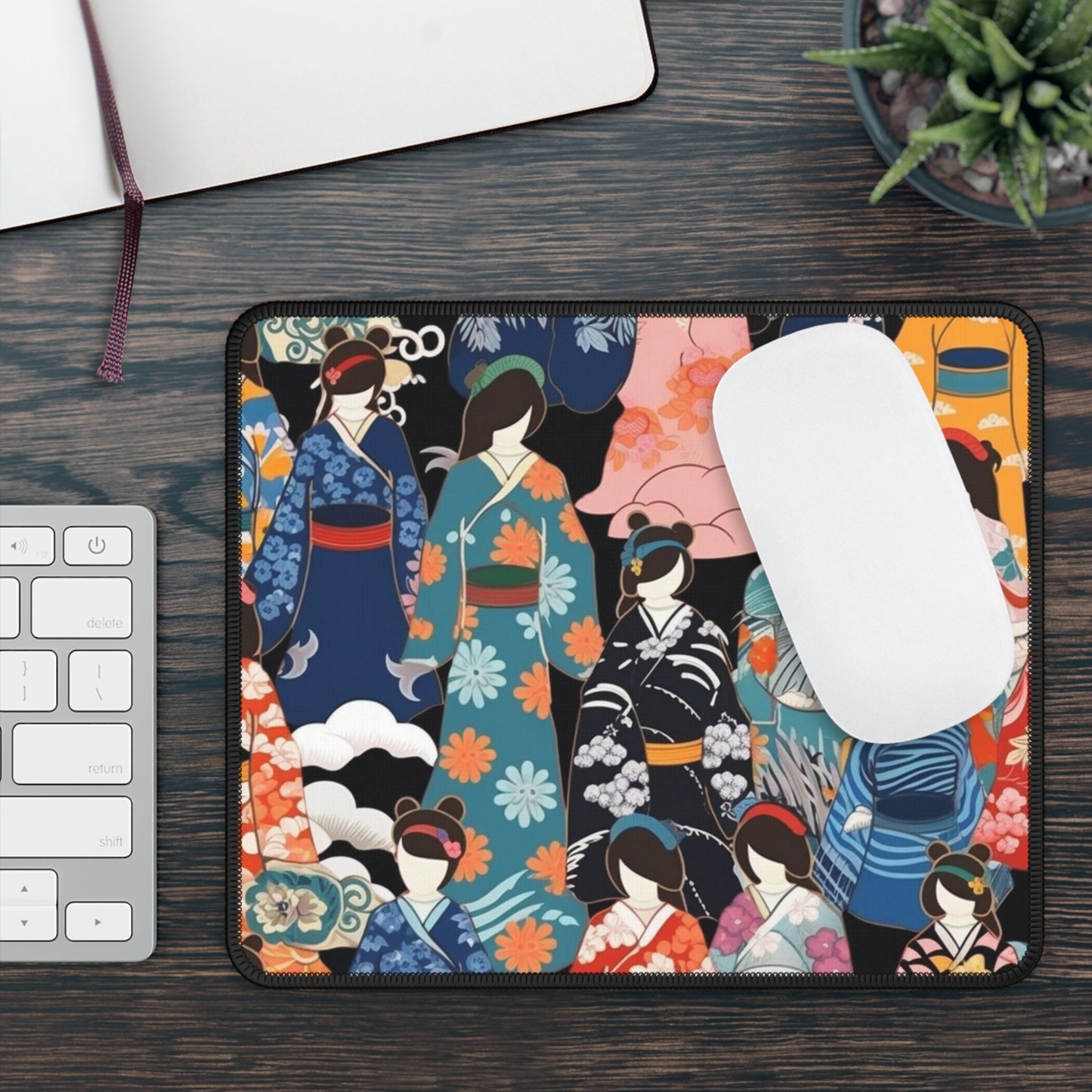 Kimono Dreams Gaming Mouse Pad: Experience Japanese Elegance