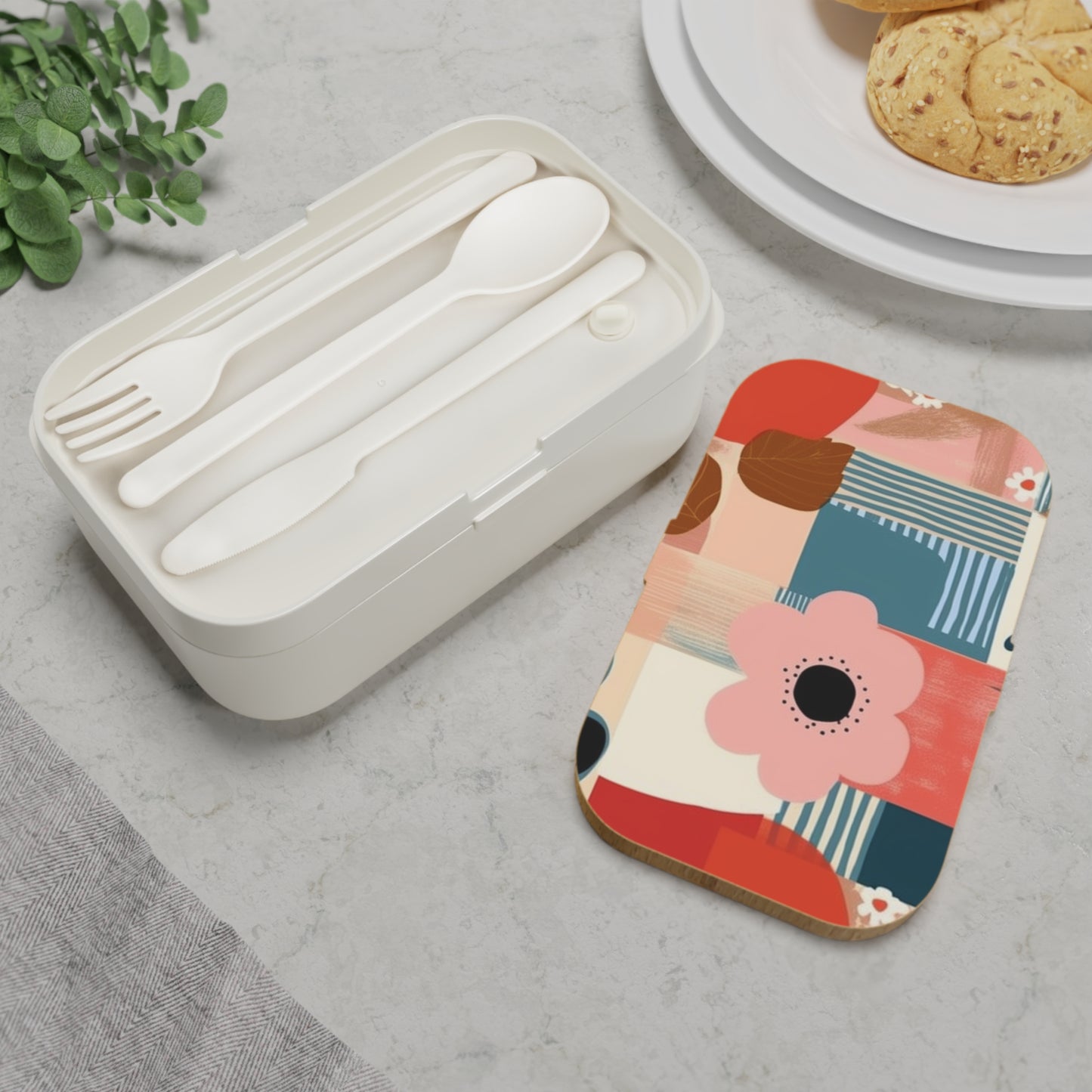 Abstract Expressions: Modern Art-Inspired Midcentury Modern Bento Box with Timeless Design