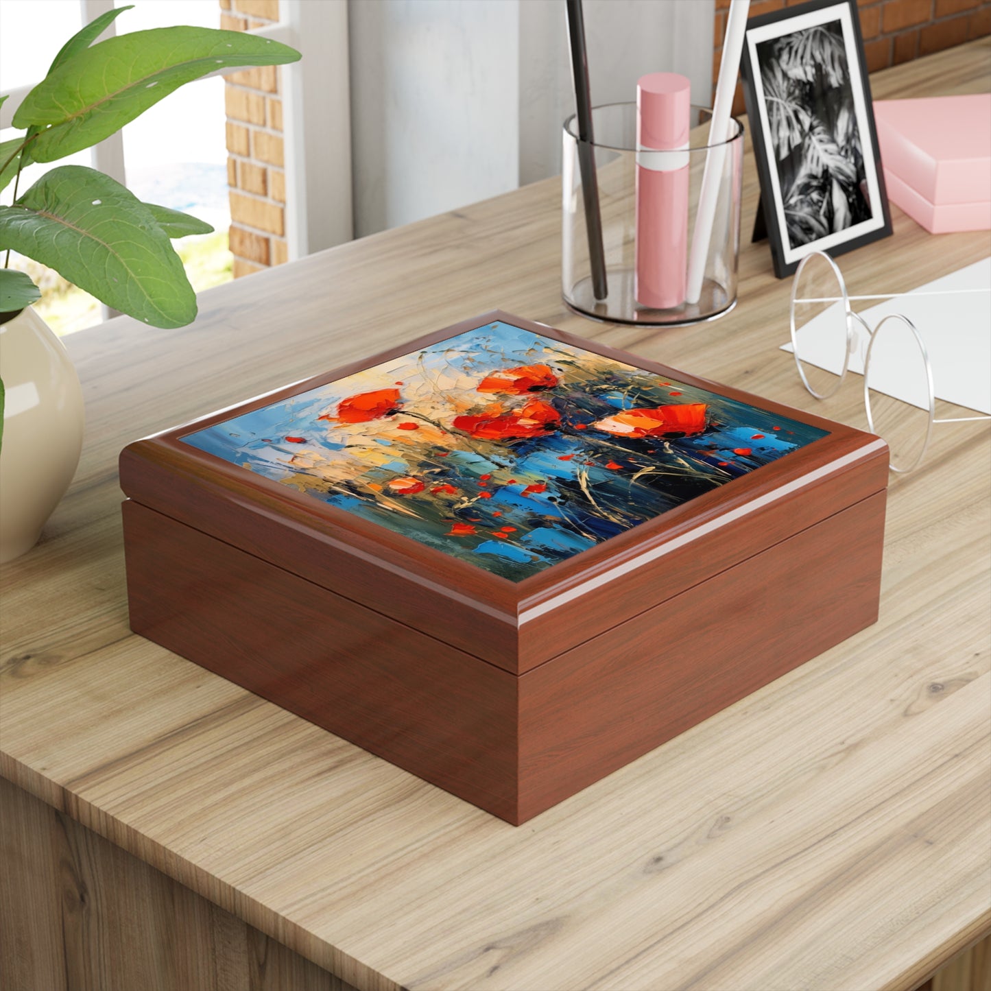 Jewelry Box Paradise: Abstract Poppy Artwork and Flower Drawings