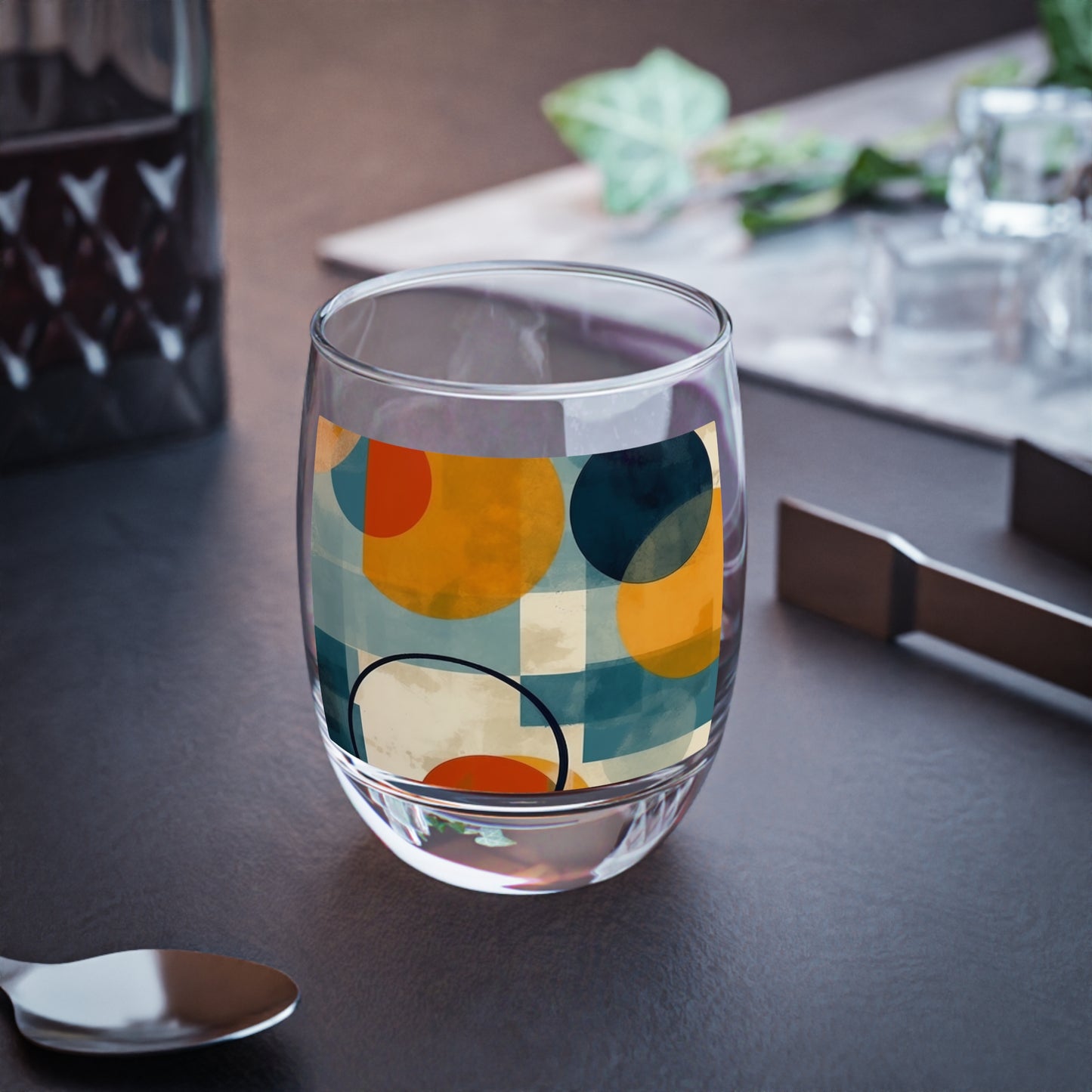 Geometric Whiskey Glasses with Abstract Expression