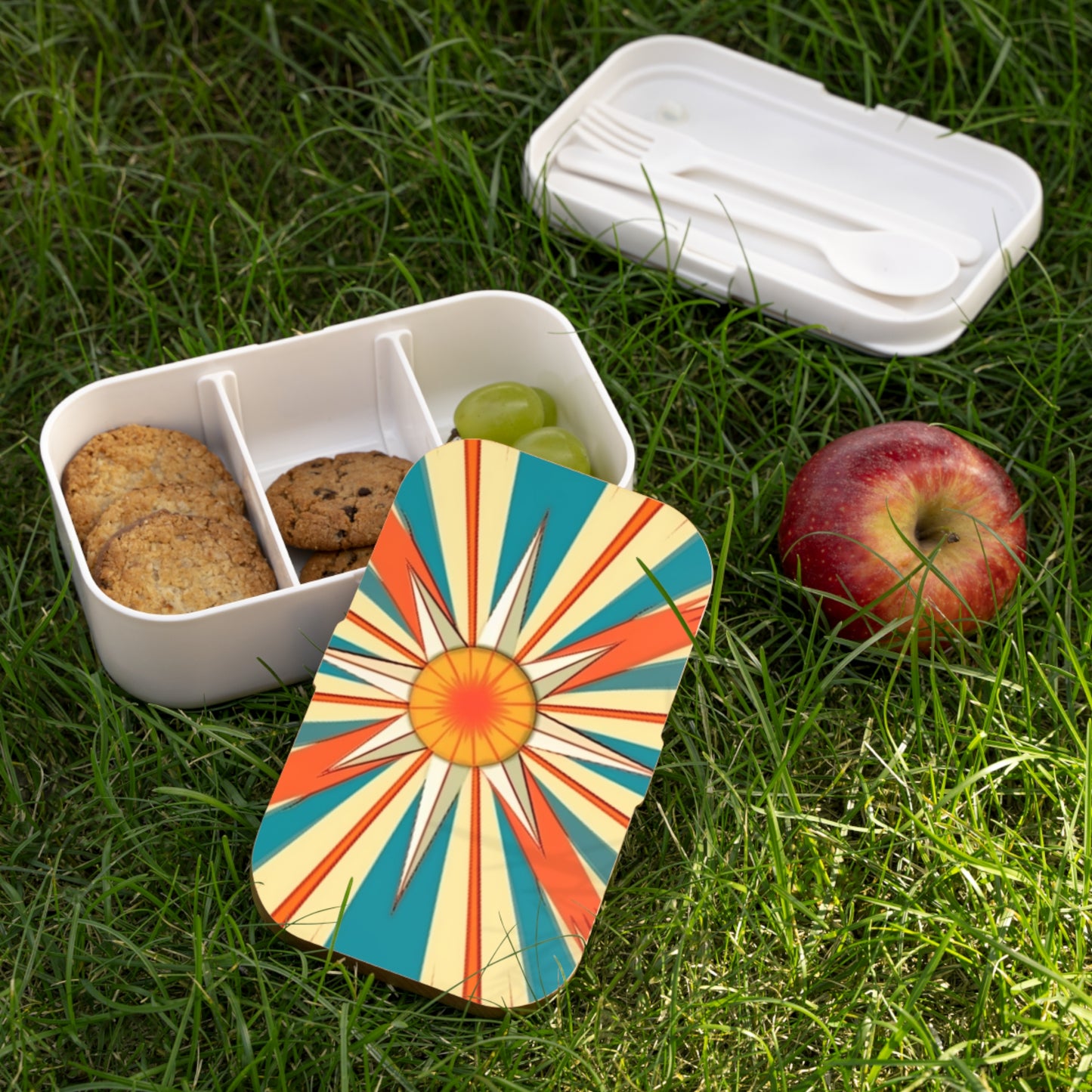 Midcentury Modern Chic: Starburst Bento Box with Abstract Art Influences