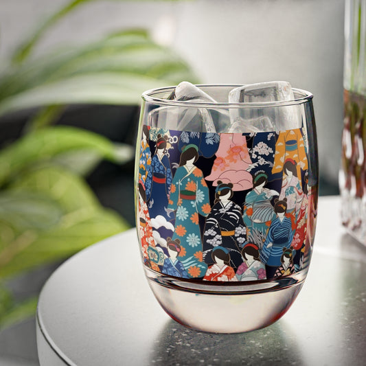 Kimono Dreams Whiskey Glass: Experience Japanese Elegance