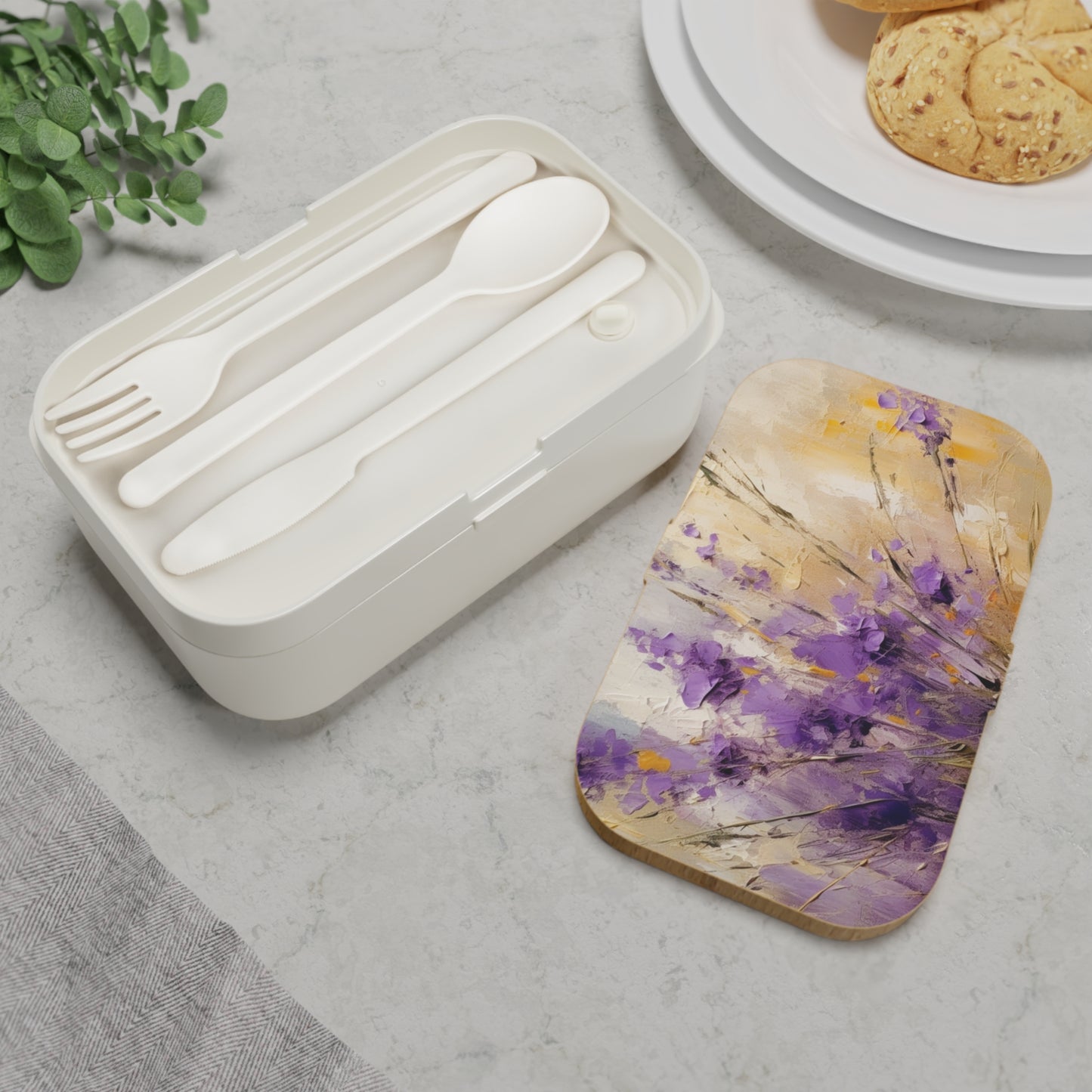 Expressive Lavender Drawing on Bento Box: A Symphony of Colors and Petals