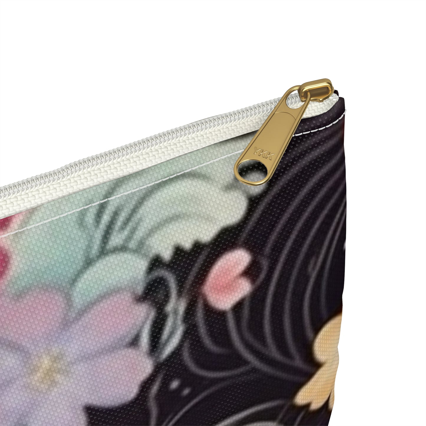 Authentic Japanese Kimono Accessory Pouch: Embrace Tradition