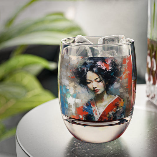 Whiskey Glass with Geisha Art: Sip in Style with Japanese Artistic Flair