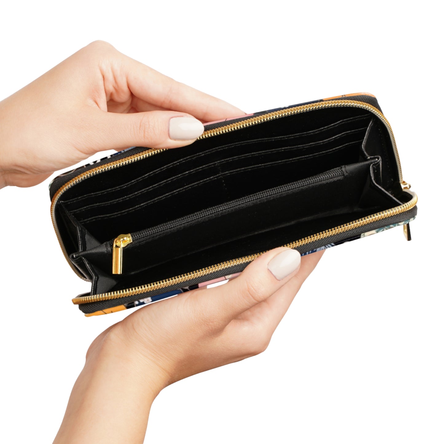 Kimono Dreams Zipper Wallet: Experience Japanese Elegance