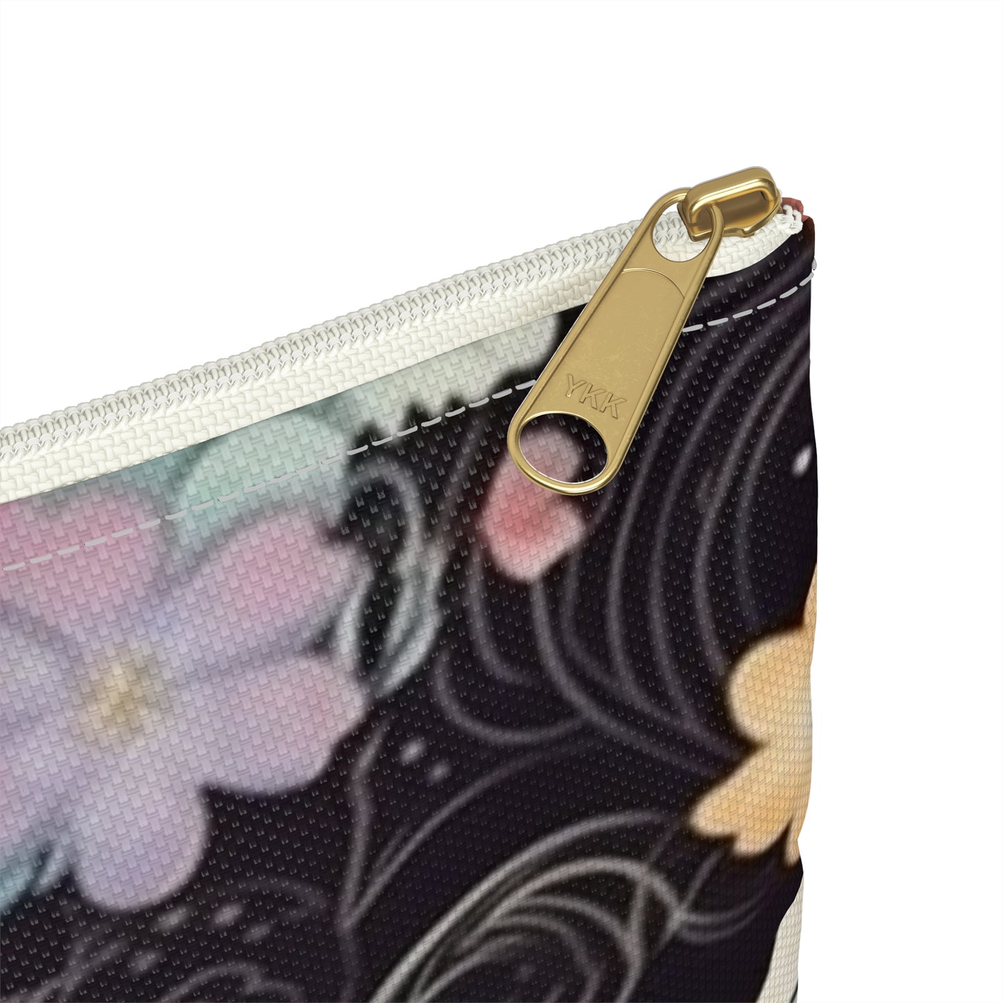 Authentic Japanese Kimono Accessory Pouch: Embrace Tradition